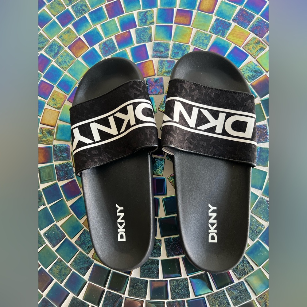 DKNY Black Logo pool slides.